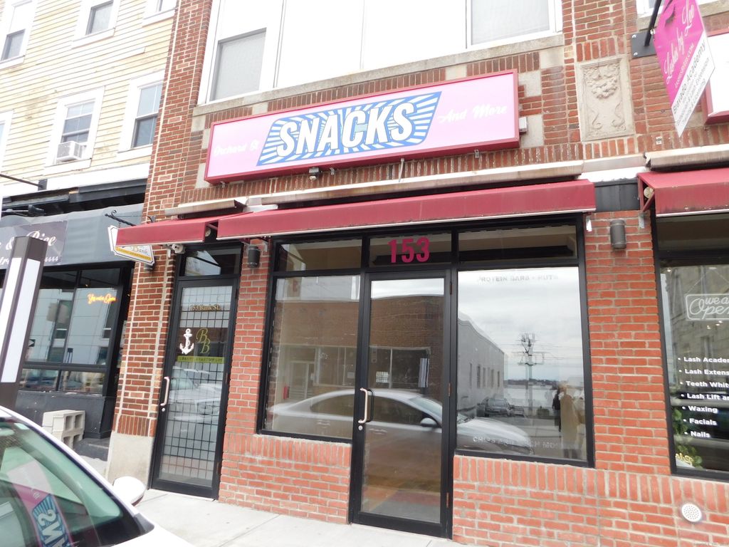 153 Bank Street, New London, CT 06320