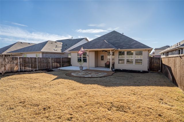 5525 Round Hill Road, Denton, TX 76210