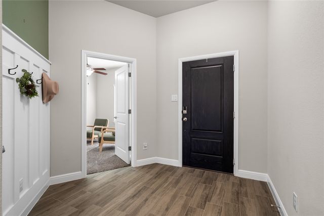 5525 Round Hill Road, Denton, TX 76210