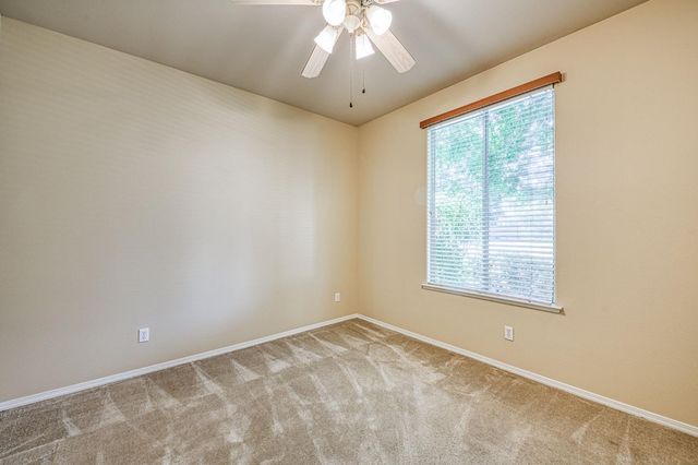 524 W Muncie, Clovis, CA 93619