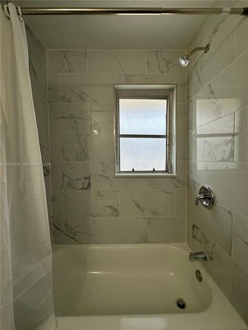2843 Fillmore Street 206, Hollywood, FL 33020