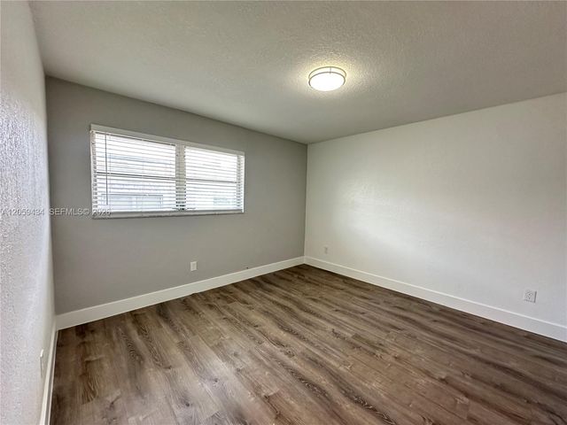 2843 Fillmore Street 206, Hollywood, FL 33020