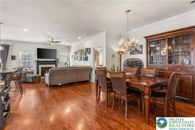 2618 Ambassador Drive, Bethlehem City, PA 18017