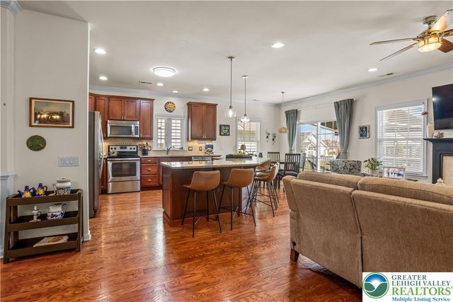 2618 Ambassador Drive, Bethlehem City, PA 18017