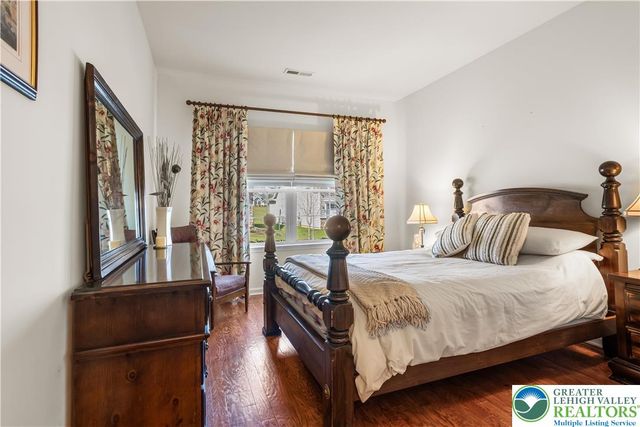 2618 Ambassador Drive, Bethlehem City, PA 18017