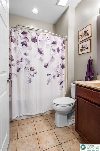 2618 Ambassador Drive, Bethlehem City, PA 18017