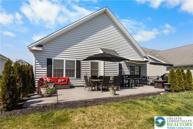 2618 Ambassador Drive, Bethlehem City, PA 18017