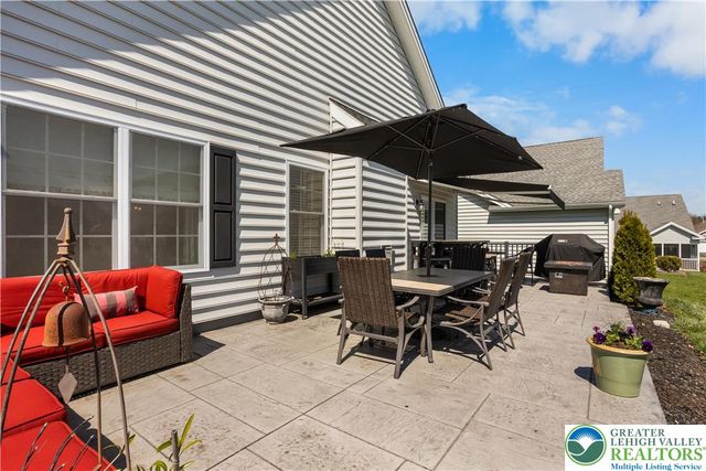 2618 Ambassador Drive, Bethlehem City, PA 18017