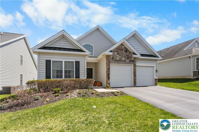 2618 Ambassador Drive, Bethlehem City, PA 18017