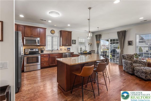 2618 Ambassador Drive, Bethlehem City, PA 18017