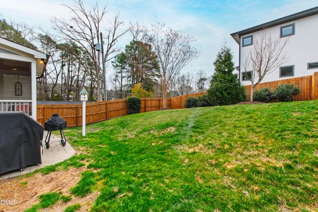 126 W Circle Drive, Cary, NC 27511