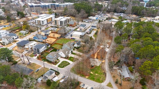 126 W Circle Drive, Cary, NC 27511