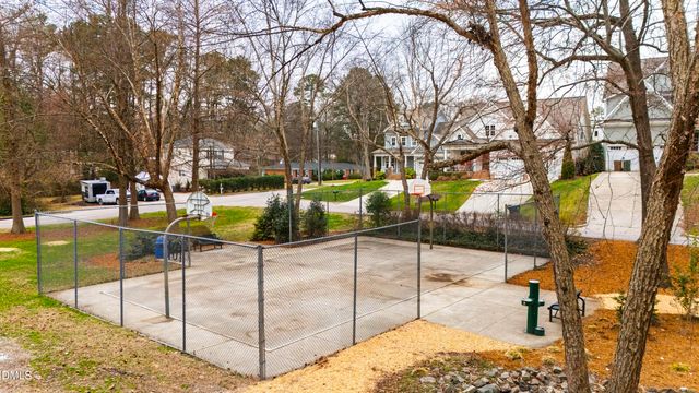 126 W Circle Drive, Cary, NC 27511