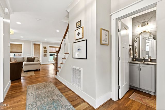 126 W Circle Drive, Cary, NC 27511