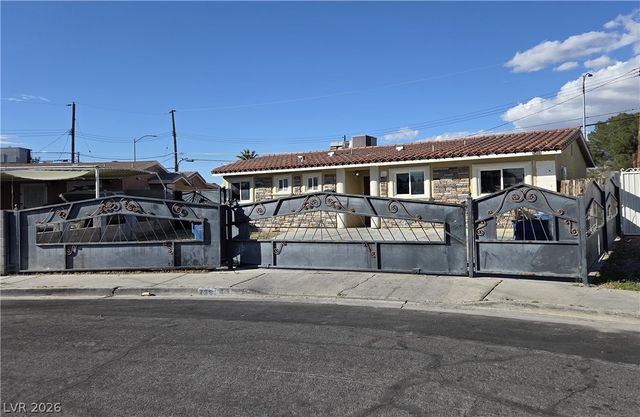 2201 Constantine Avenue, Las Vegas, NV 89101