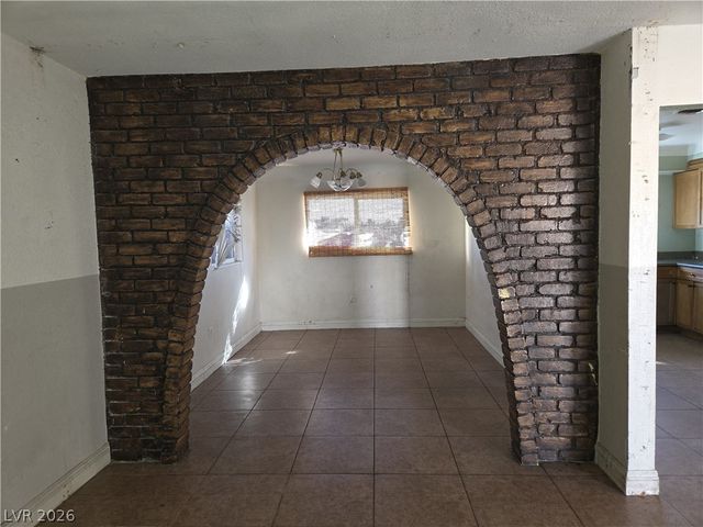 2201 Constantine Avenue, Las Vegas, NV 89101