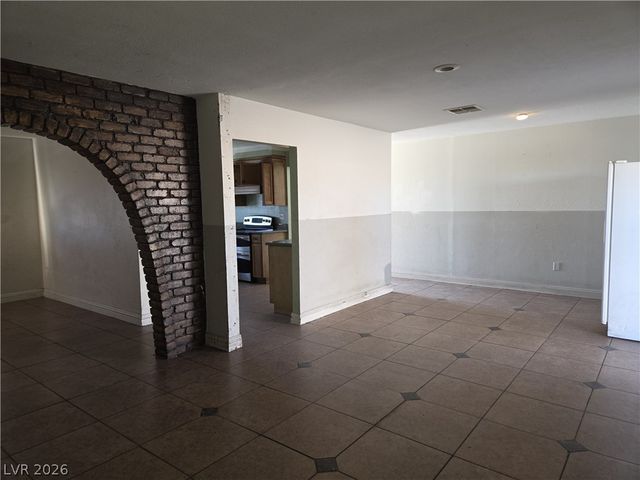 2201 Constantine Avenue, Las Vegas, NV 89101