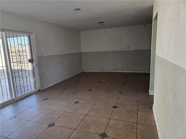 2201 Constantine Avenue, Las Vegas, NV 89101