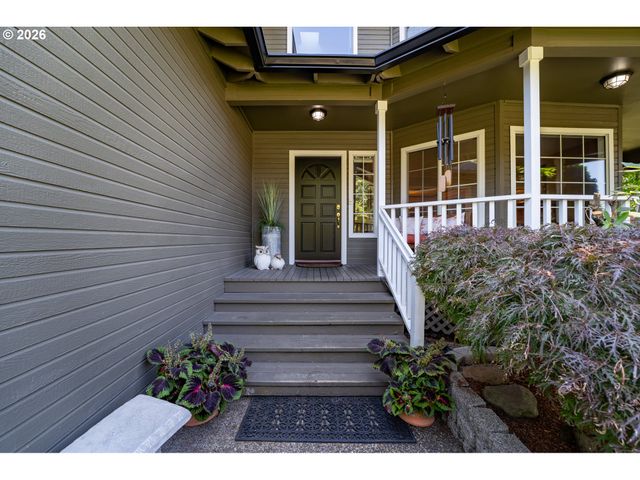 8670 Sw ROGUE Ln, Wilsonville, OR 97070