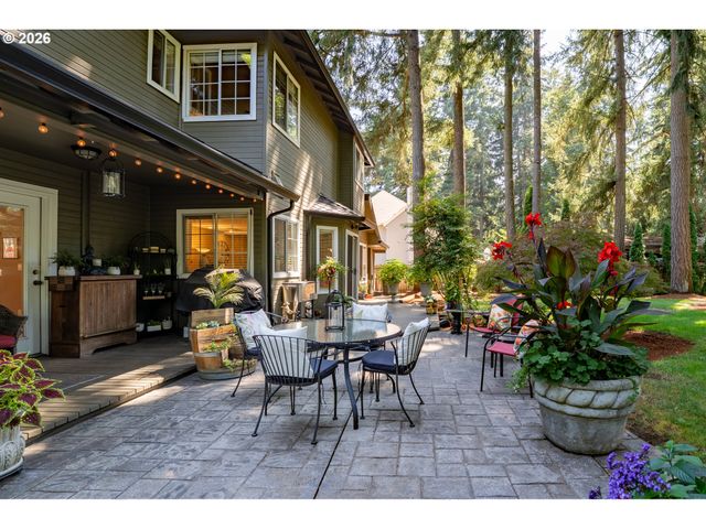 8670 Sw ROGUE Ln, Wilsonville, OR 97070