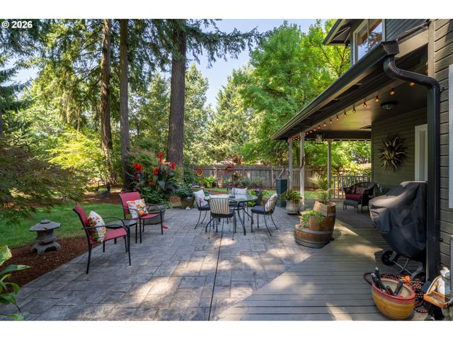 8670 Sw ROGUE Ln, Wilsonville, OR 97070