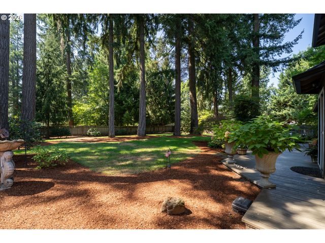 8670 Sw ROGUE Ln, Wilsonville, OR 97070