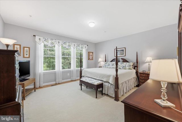 2924 MILL ISLAND PKWY, Frederick, MD 21701
