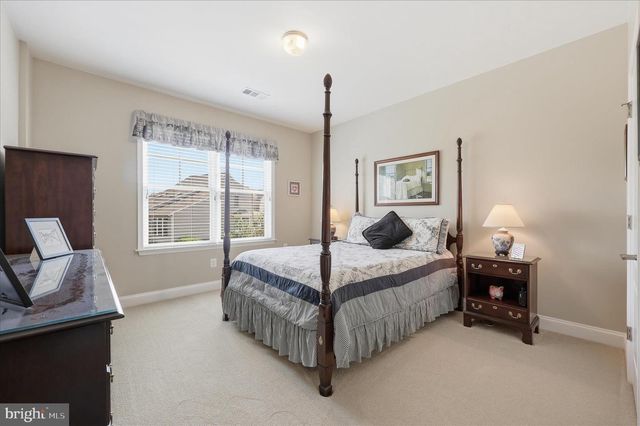 2924 MILL ISLAND PKWY, Frederick, MD 21701
