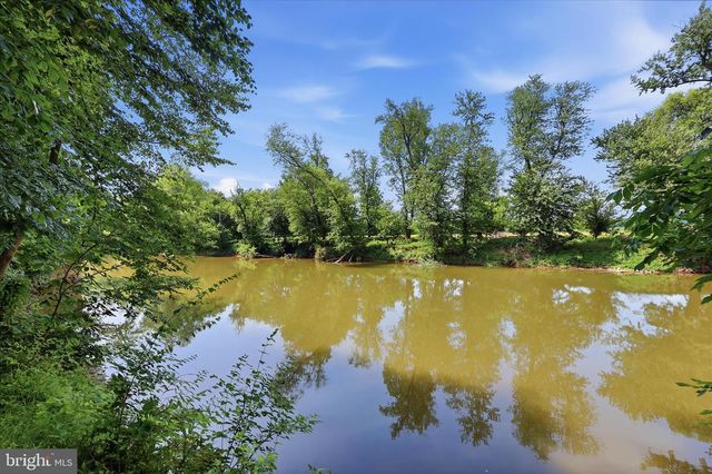 2924 MILL ISLAND PKWY, Frederick, MD 21701