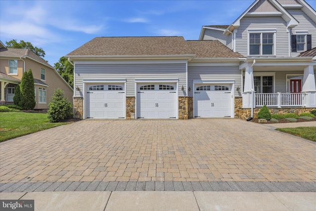 2924 MILL ISLAND PKWY, Frederick, MD 21701