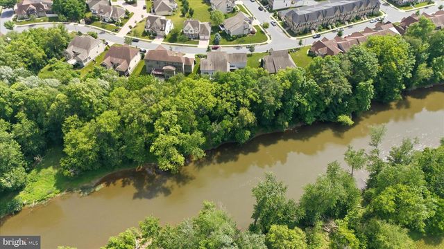 2924 MILL ISLAND PKWY, Frederick, MD 21701