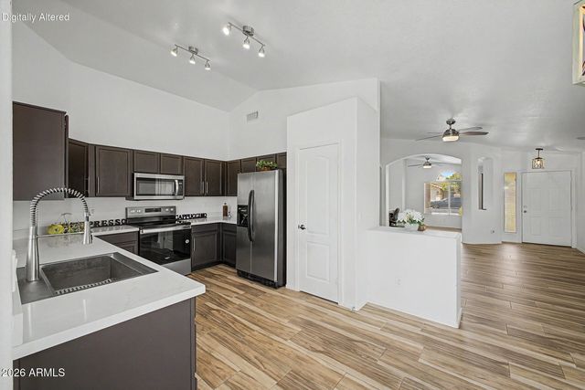 8625 W PARADISE Drive, Peoria, AZ 85345