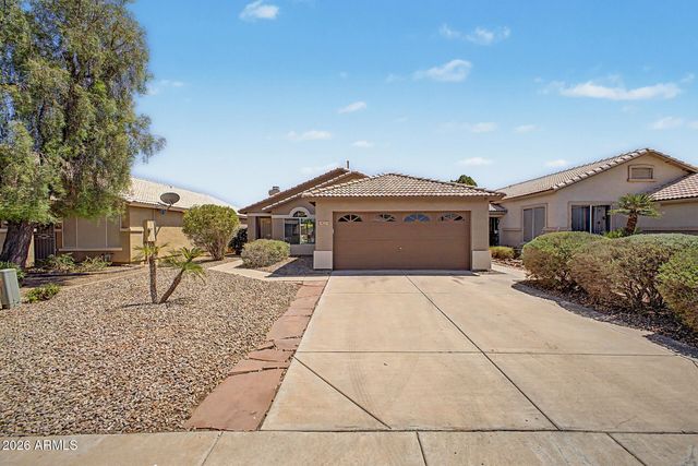 8625 W PARADISE Drive, Peoria, AZ 85345