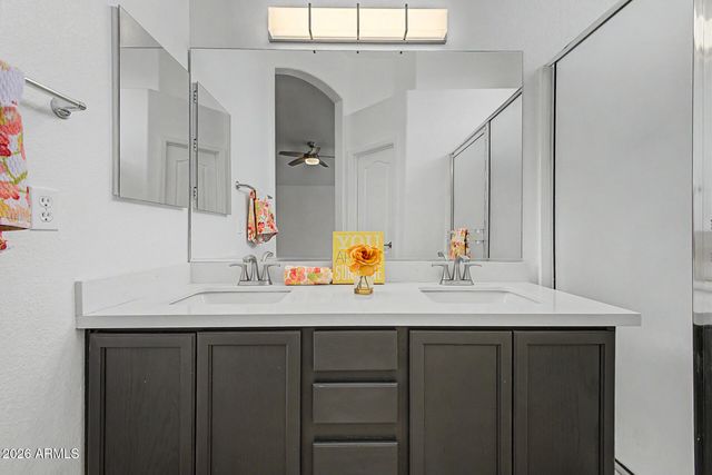 8625 W PARADISE Drive, Peoria, AZ 85345