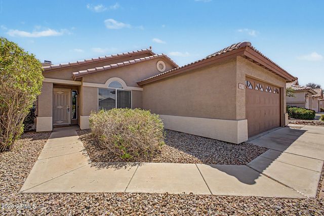 8625 W PARADISE Drive, Peoria, AZ 85345