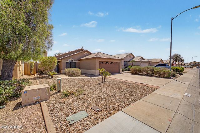 8625 W PARADISE Drive, Peoria, AZ 85345