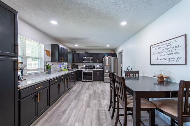 1125 N Walker Drive, Guthrie, OK 73044
