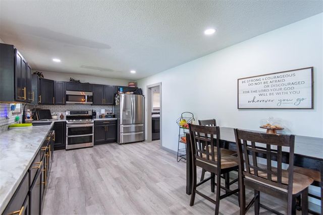 1125 N Walker Drive, Guthrie, OK 73044