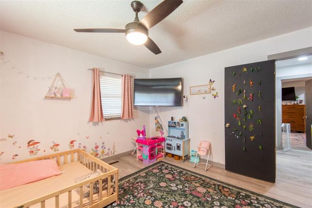 1125 N Walker Drive, Guthrie, OK 73044