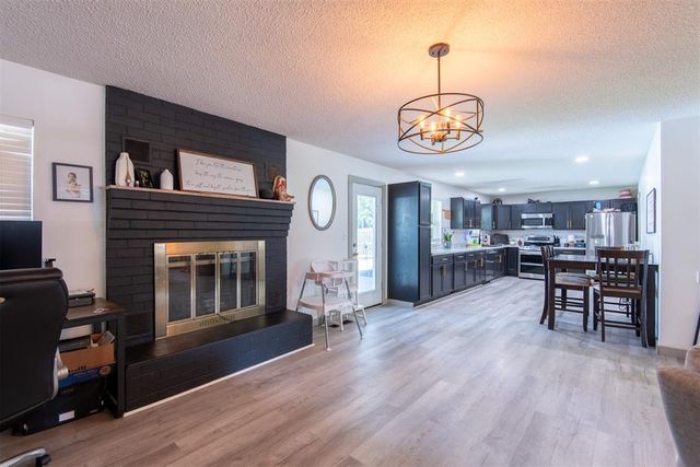 1125 N Walker Drive, Guthrie, OK 73044