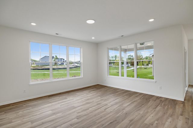 3104 Greenview Drive, Valparaiso, IN 46385