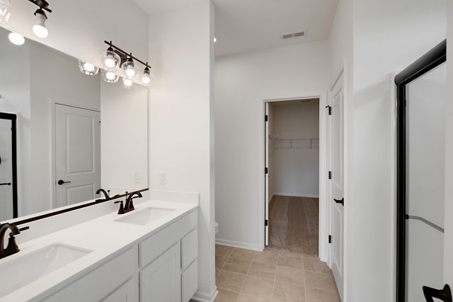 3104 Greenview Drive, Valparaiso, IN 46385