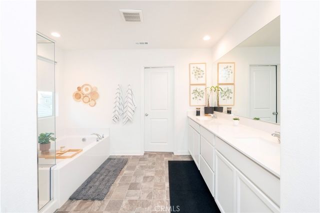 748 Torrey Court, Perris, CA 92571