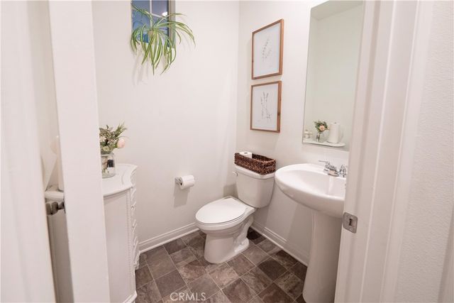 748 Torrey Court, Perris, CA 92571