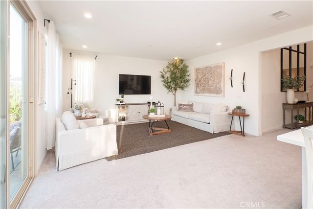 748 Torrey Court, Perris, CA 92571