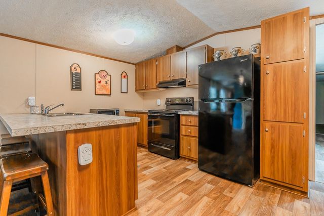 27 Valley Heart Drive, Highland, AR 72542