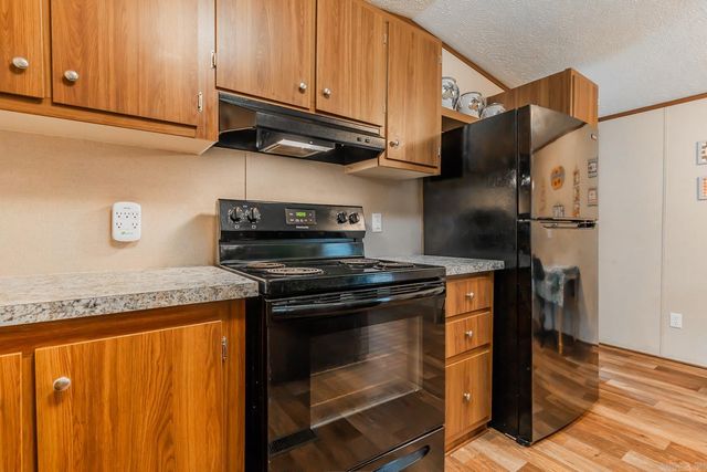 27 Valley Heart Drive, Highland, AR 72542