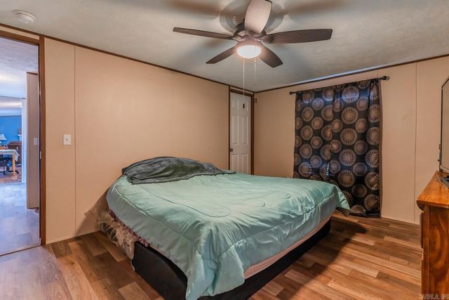 27 Valley Heart Drive, Highland, AR 72542