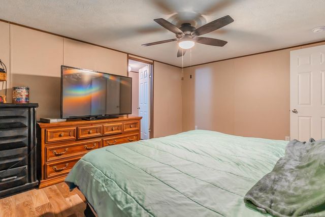 27 Valley Heart Drive, Highland, AR 72542