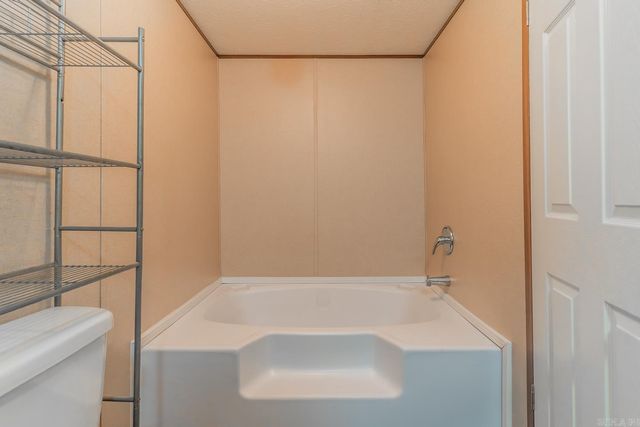 27 Valley Heart Drive, Highland, AR 72542